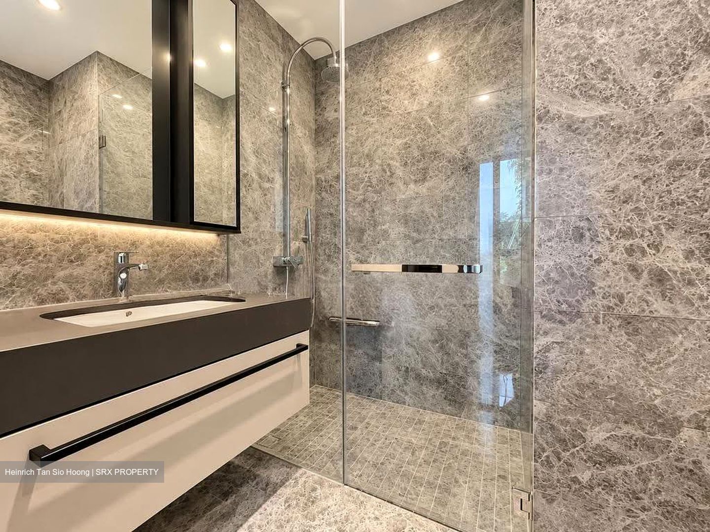 Parksuites (D10), Apartment #639532341